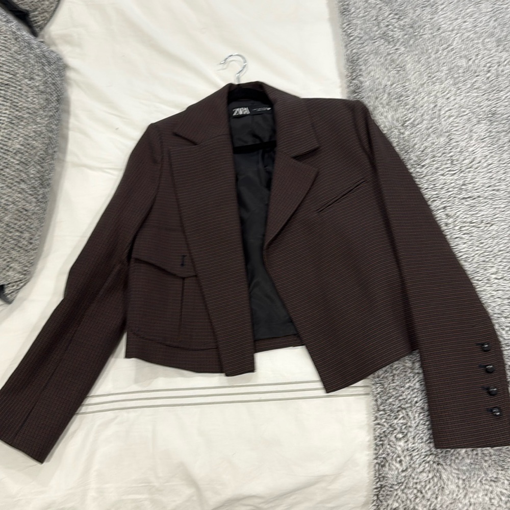 Zara cropped blazer